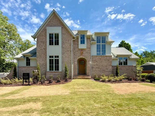 3442 Redbud Ln, Raleigh, NC 27607