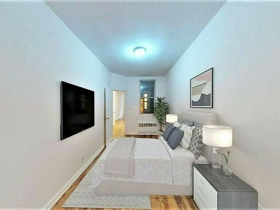 3rd image of 219 E 88th St #5AA