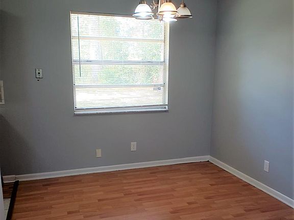 4th image of 1846 Louvre Dr