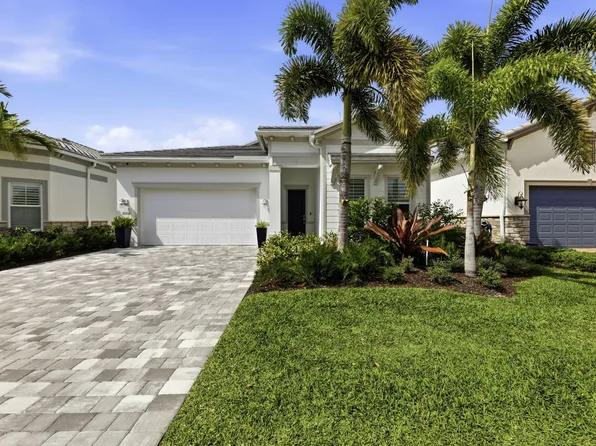 10332 Northbrook Circle, Palm Beach Gardens, FL 33412