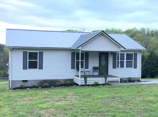 135 Karla Ln, La Follette, TN 37766