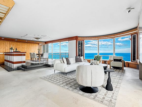 3rd image of 1040 N Lake Shore Dr APT 37A