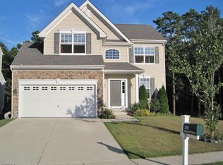 288 Deerfield Dr, Mays Landing, NJ 08330