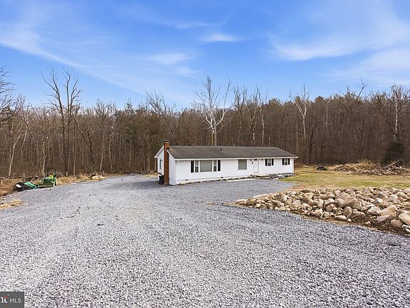 2nd image of 5002 E Point Rd