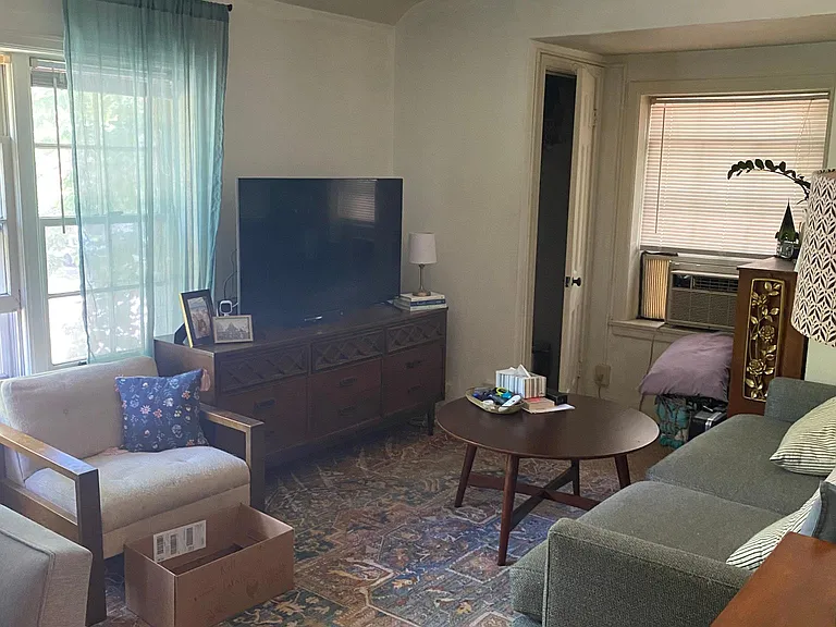 5201 N Hollywood Ave #3 — Photo 4