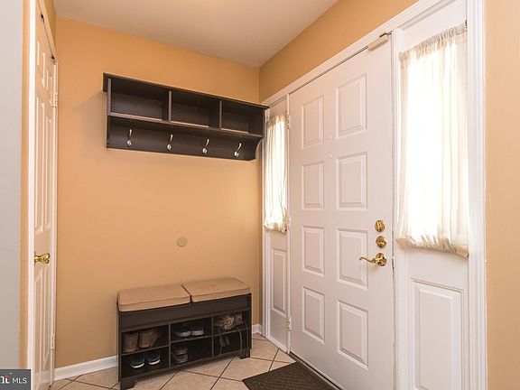 5th image of 132 Hillcroft Way