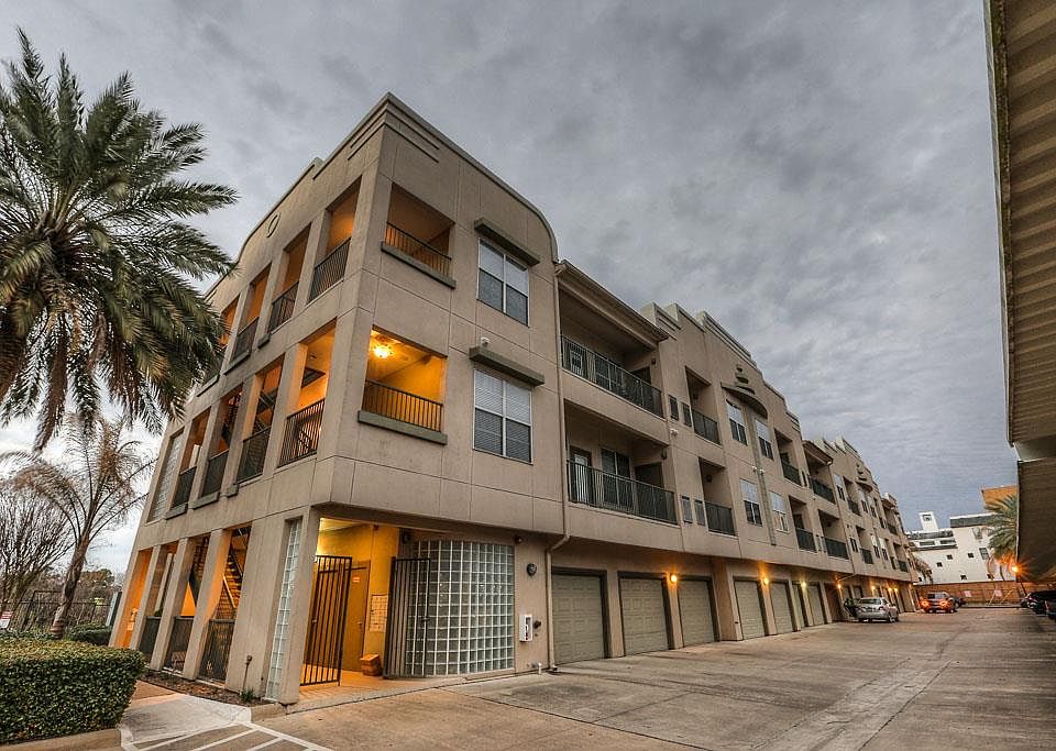 1st image of 1441 East St Unit 304