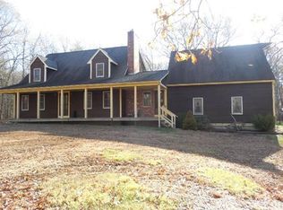 89 Yew St, Douglas, MA 01516