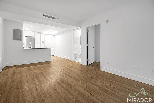 Rented by Mirador Real Estate | media 12