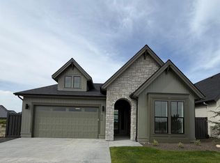 904 E Escalation St, Meridian, ID 83642