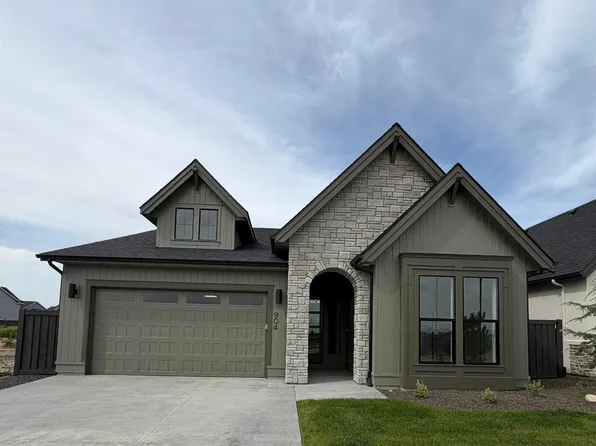 904 E Escalation St, Meridian, ID 83642