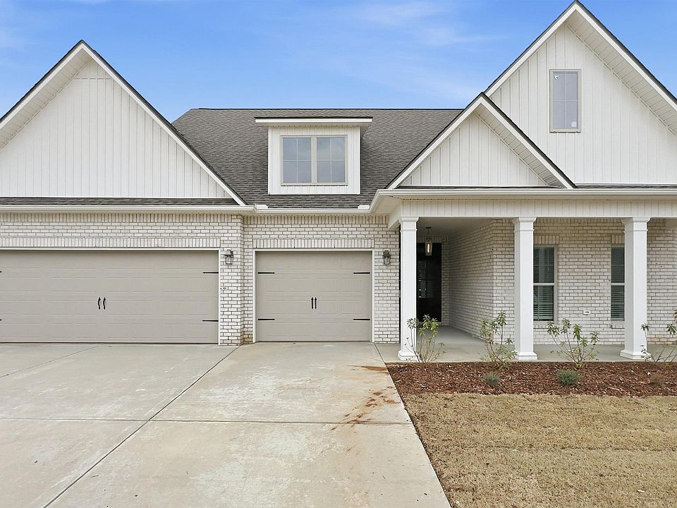 1st image of 103 Park Trail Dr