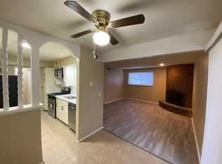 10001 Calle Sombrio St APT 7, Shawnee, KS 66203