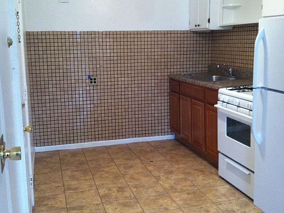 2nd image of 68 Ten Eyck St #3C