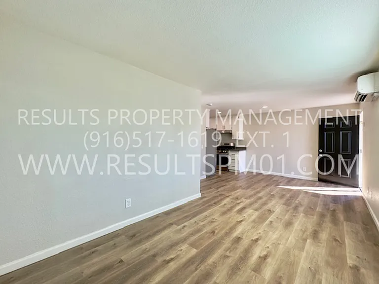 105 Parry St — Photo 6