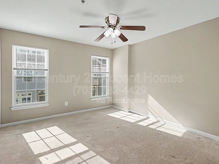 968 Harrison Cir — Photo 17