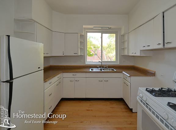 2nd image of 3549 N Seeley Ave #2FRONT