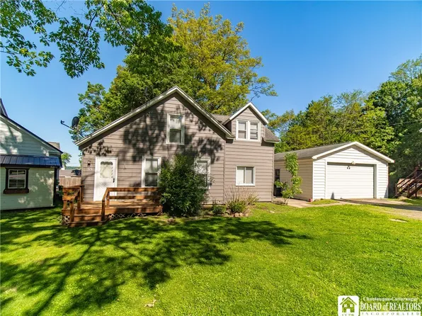 55 Center St, Bemus Point, NY 14712