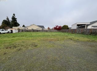 780 Q St, Springfield, OR 97477