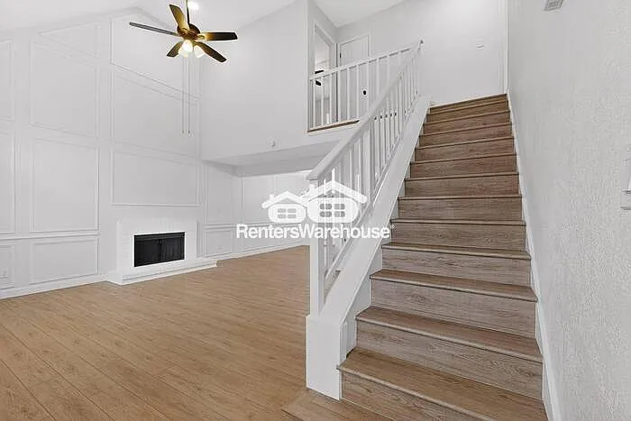 1818 Indian Creek Ct — Photo 4