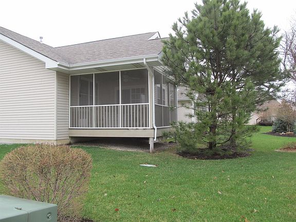 3rd image of 10857 Wachter Ct