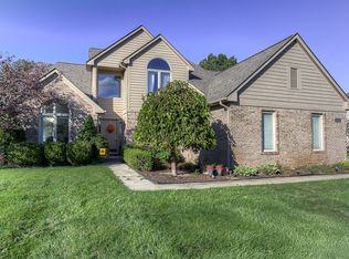 8430 Trenton Dr, White Lake, MI