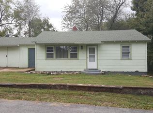217 Woods St, West Plains, MO 65775