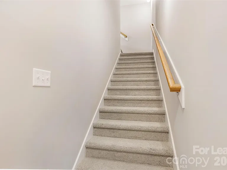 48 Creekside View Dr — Photo 19