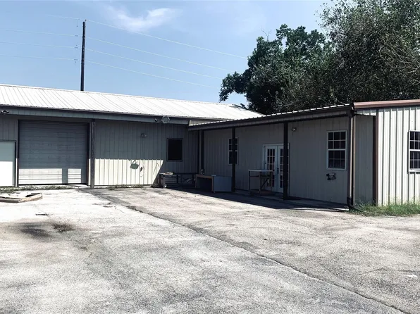 2934 Washington Dr, Houston, TX 77038