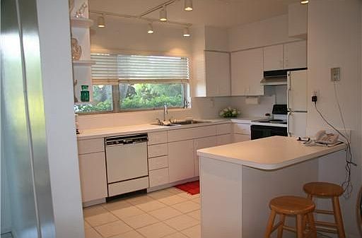 2nd image of 3690 NE 16th Ter