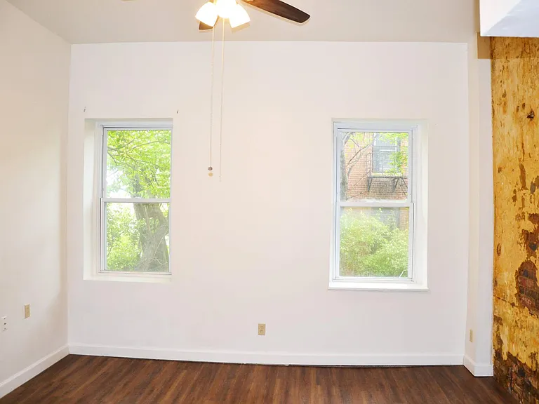 221 Renner St #1 — Photo 27