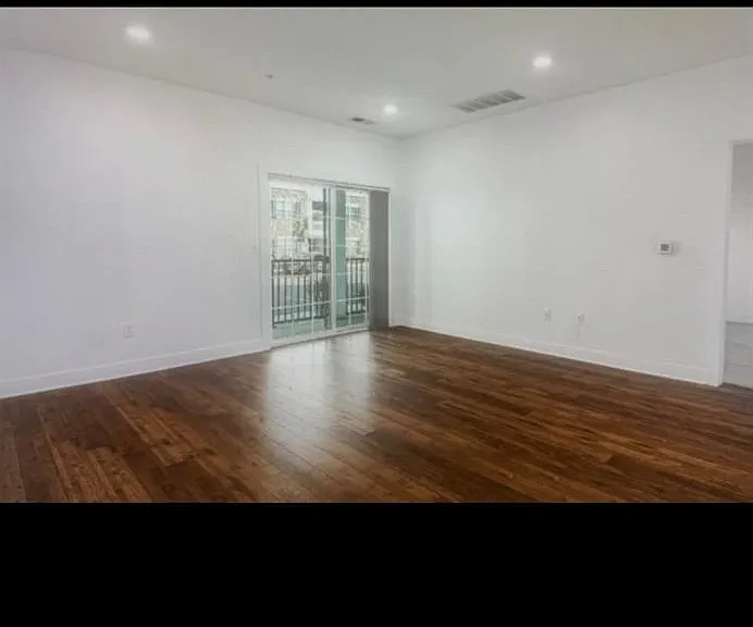 714 Stiller Ln — Photo 12