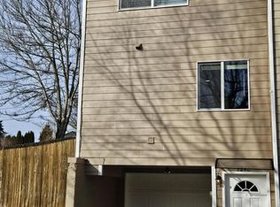 2240 Maplewood Dr S, Salem, OR