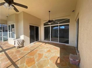 327 SW 188th Ter, Pembroke Pines, FL 33029