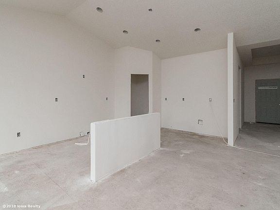 5th image of 4913 NW 15th St