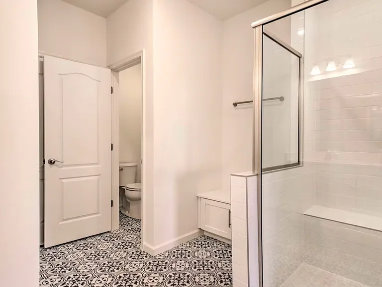 37047 Barrington Pkwy — Photo 9