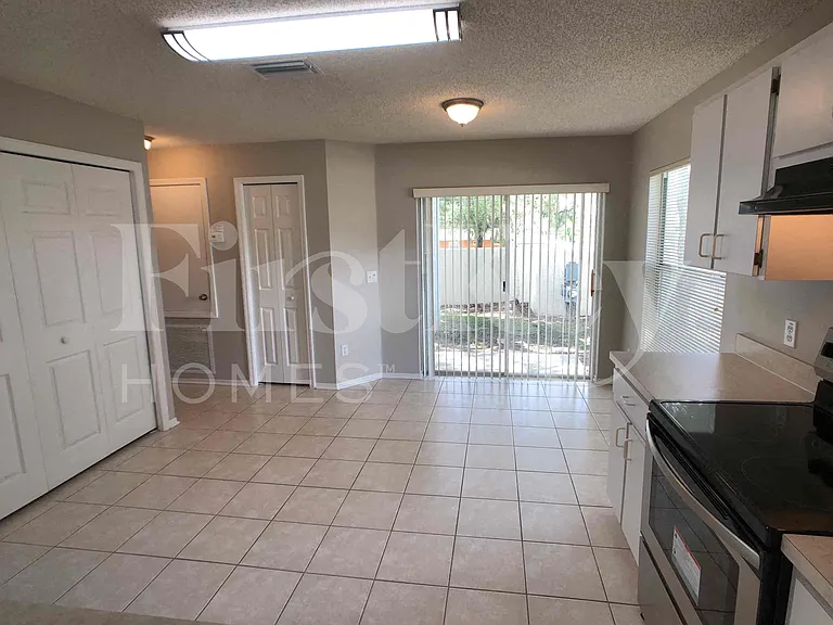 9801 Morris Glen Way — Photo 8