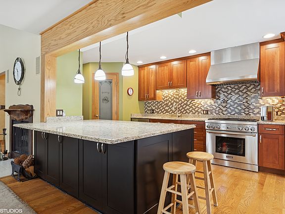5th image of 11222 Halma Ln