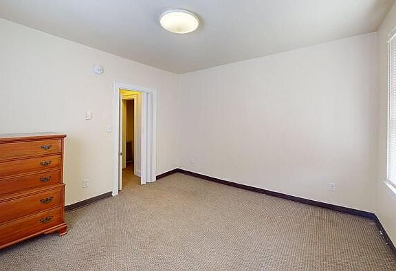 5th image of 109 9th Ave NW APT 2