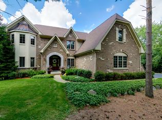 4003 Carlisle Dr, Prairie Grove, IL 60012