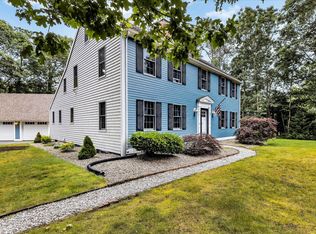 1 Tarragon Dr, East Sandwich, MA 02537