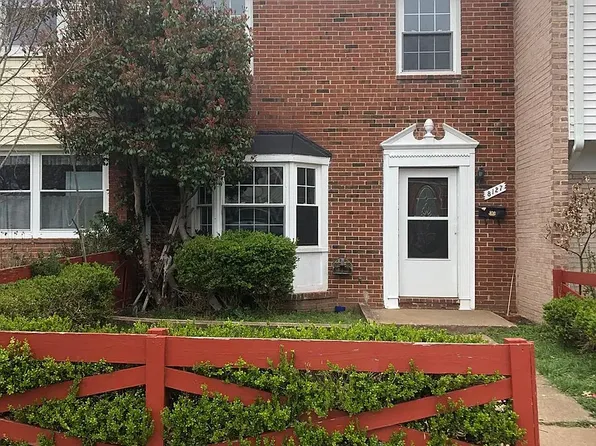8127 Community Dr, Manassas, VA 20109