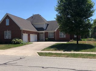 433 Sapphire Dr, Carmel, IN 46032