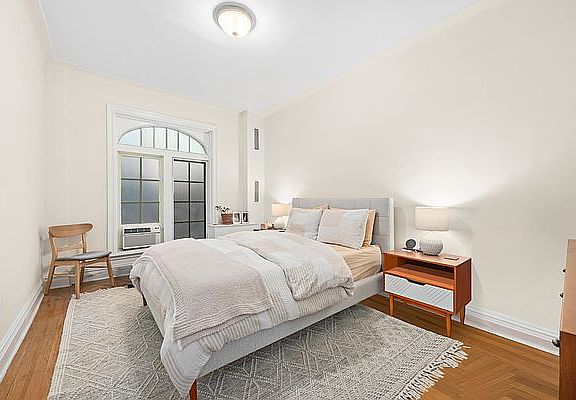 3rd image of 99 Joralemon St APT 1A