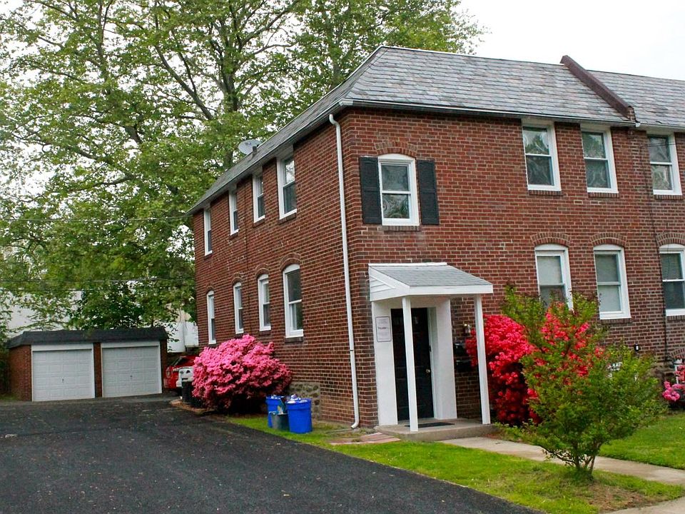 2nd image of 1185 Dermond Rd #2