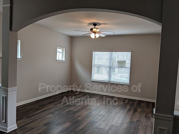3rd image of 148 Magnaview Dr