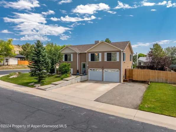 2820 Howard Ave, Rifle, CO 81650