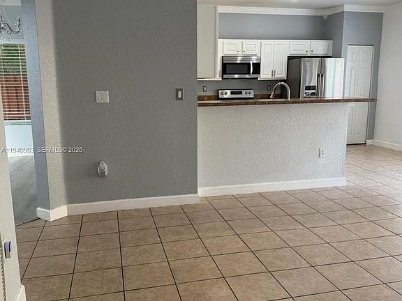 4th image of 22547 SW 94th Path