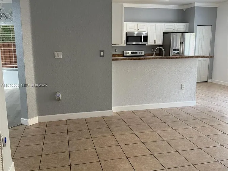 22547 SW 94th Path — Photo 4