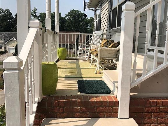 2nd image of 268 Southern Oaks Dr